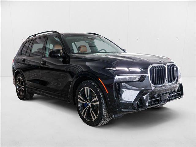Used 2025 BMW X7 M60i w/ Executive Package video 3