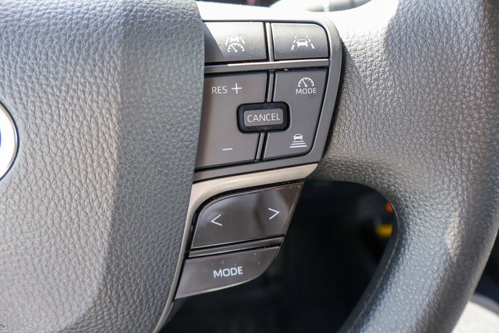 Used 2025 Toyota Camry LE w/ Convenience Package image 13