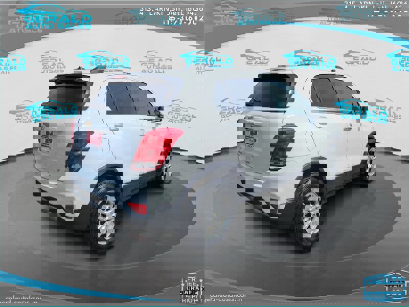 Used 2019 Chevrolet Trax LT w/ LT Convenience Package AWD/4WD image 7