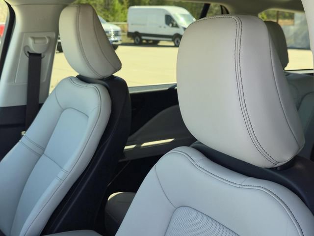 Used 2026 Lincoln Aviator 2WD image 22