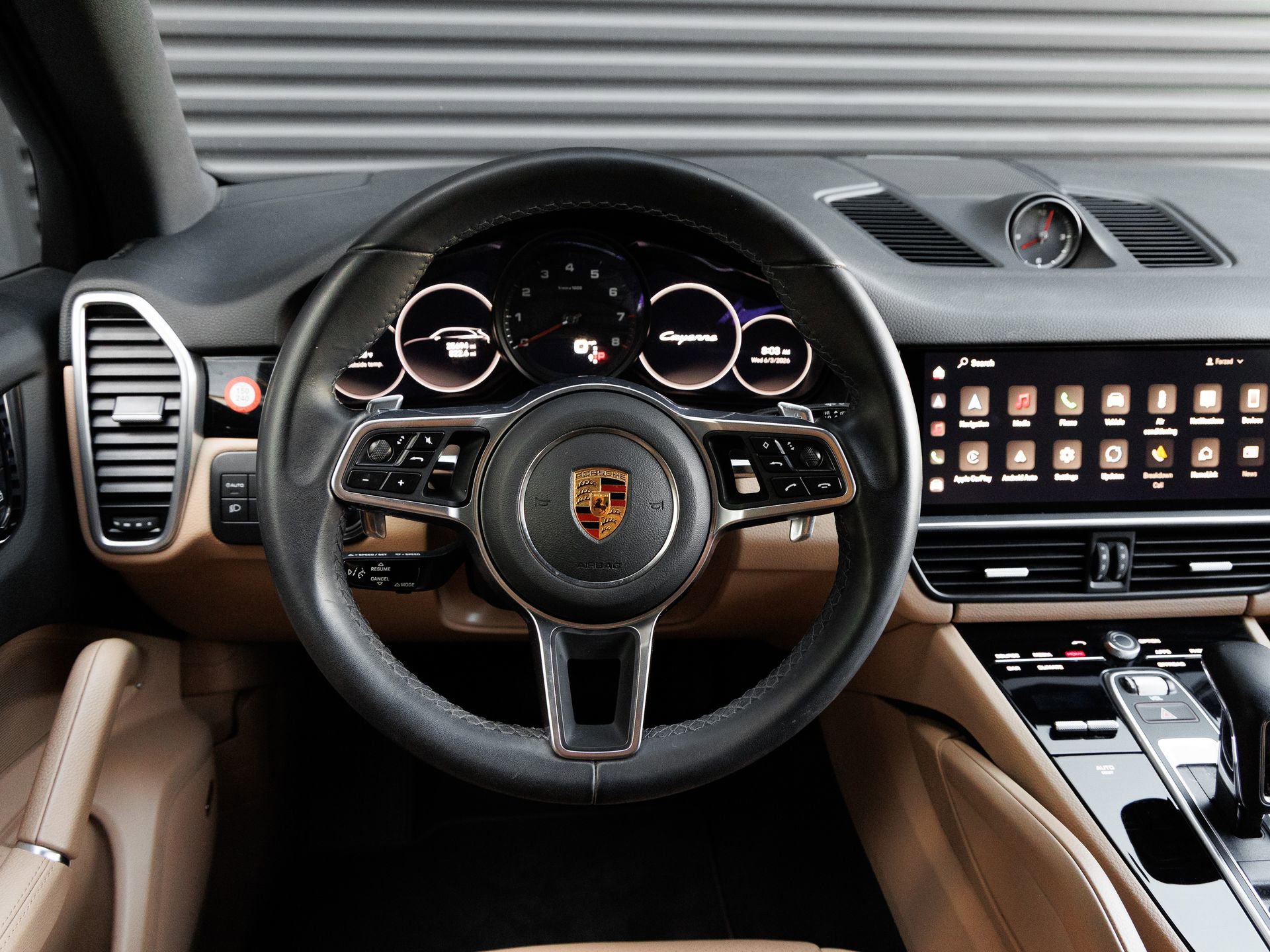 Certified 2023 Porsche Cayenne Platinum Edition AWD/4WD image 17