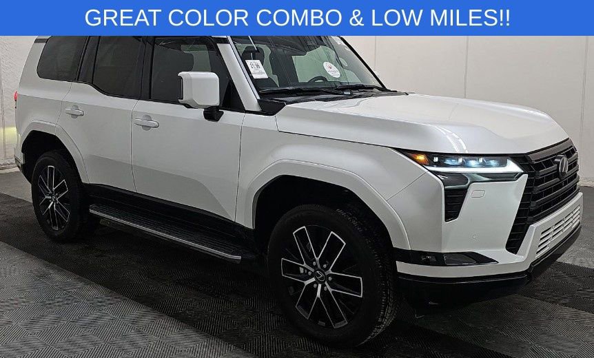 Used 2024 Lexus GX 550 w/ Cold Area Package image 2
