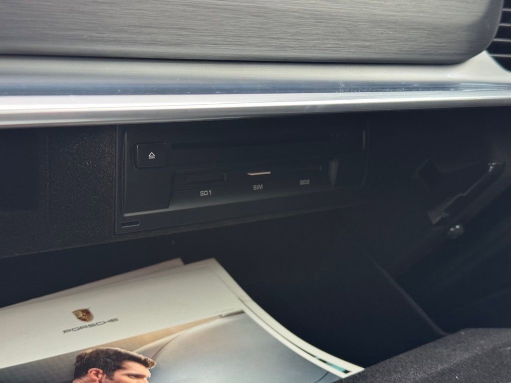 Used 2019 Porsche Panamera GTS image 27