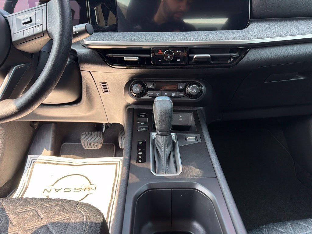 New 2026 Nissan Kicks SV w/ SV Premium Package AWD/4WD image 15