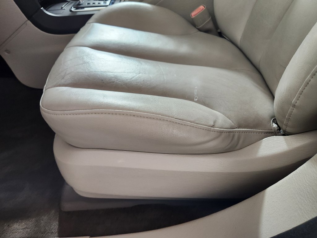 Used 2005 Chrysler Pacifica Touring AWD/4WD image 13