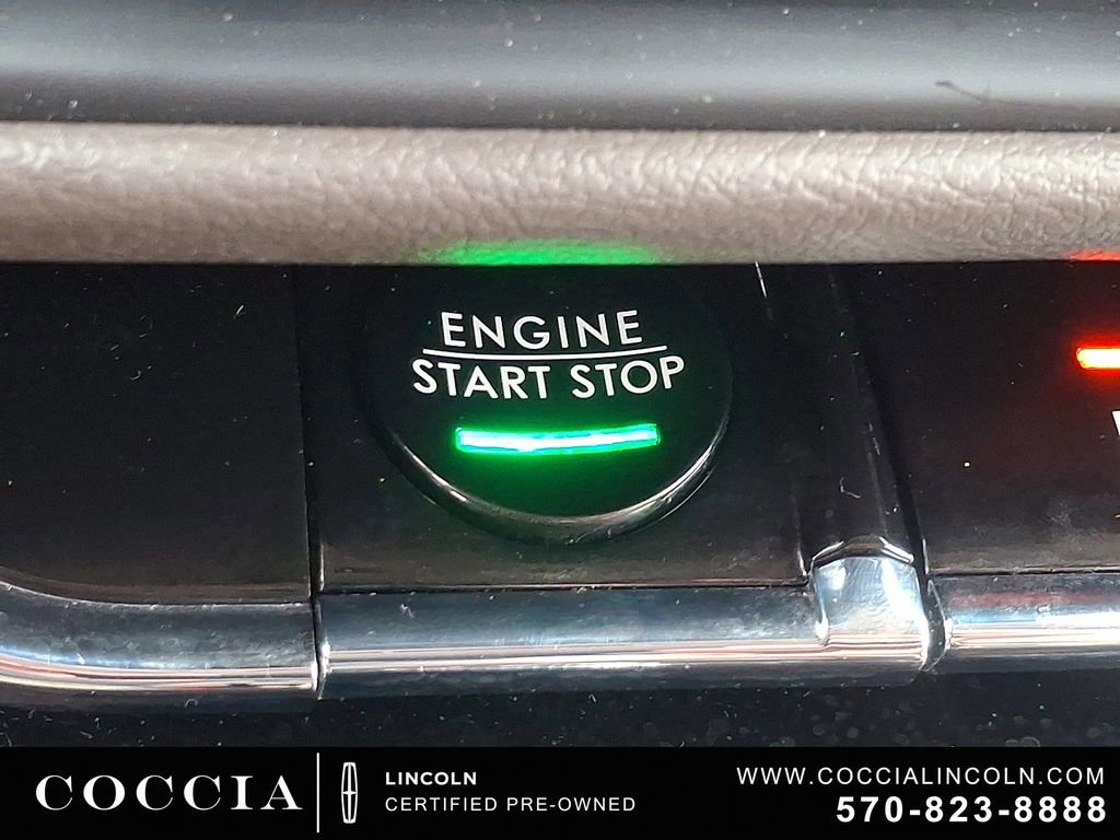 Used 2023 Lincoln Corsair AWD w/ Equipment Group 101A image 23