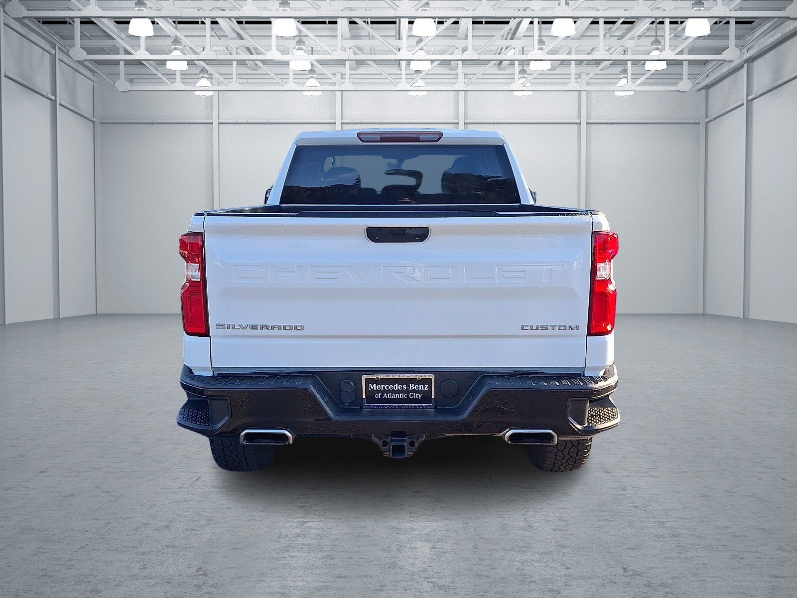 Used 2019 Chevrolet Silverado 1500 Custom Trail Boss w/ Custom Convenience Package AWD/4WD image 6