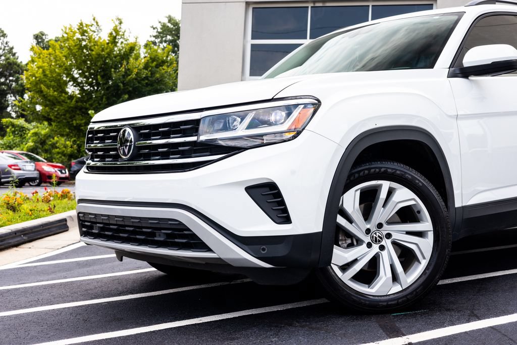 Used 2021 Volkswagen Atlas SE w/ Panoramic Sunroof Package FWD image 3