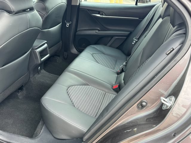 Used 2023 Toyota Camry SE FWD image 14