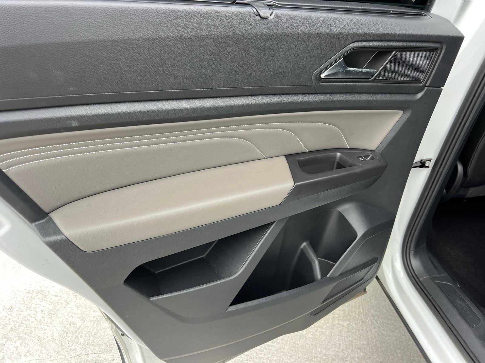 Used 2023 Volkswagen Atlas SE image 22