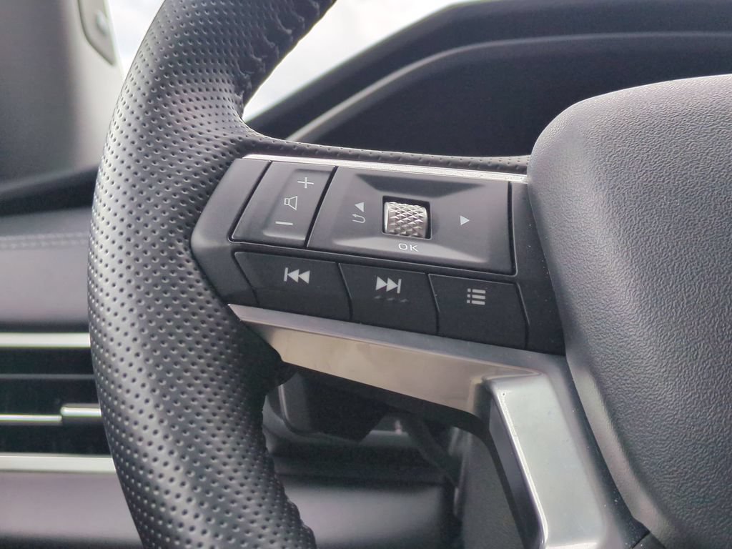 Used 2025 Mitsubishi Outlander SE AWD/4WD image 21
