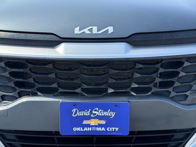 Used 2023 Kia Sportage LX image 5