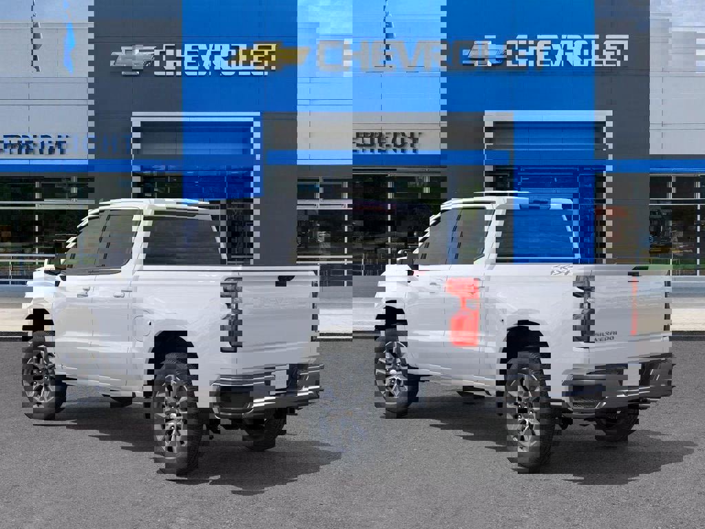New 2026 Chevrolet Silverado 1500 LT image 3