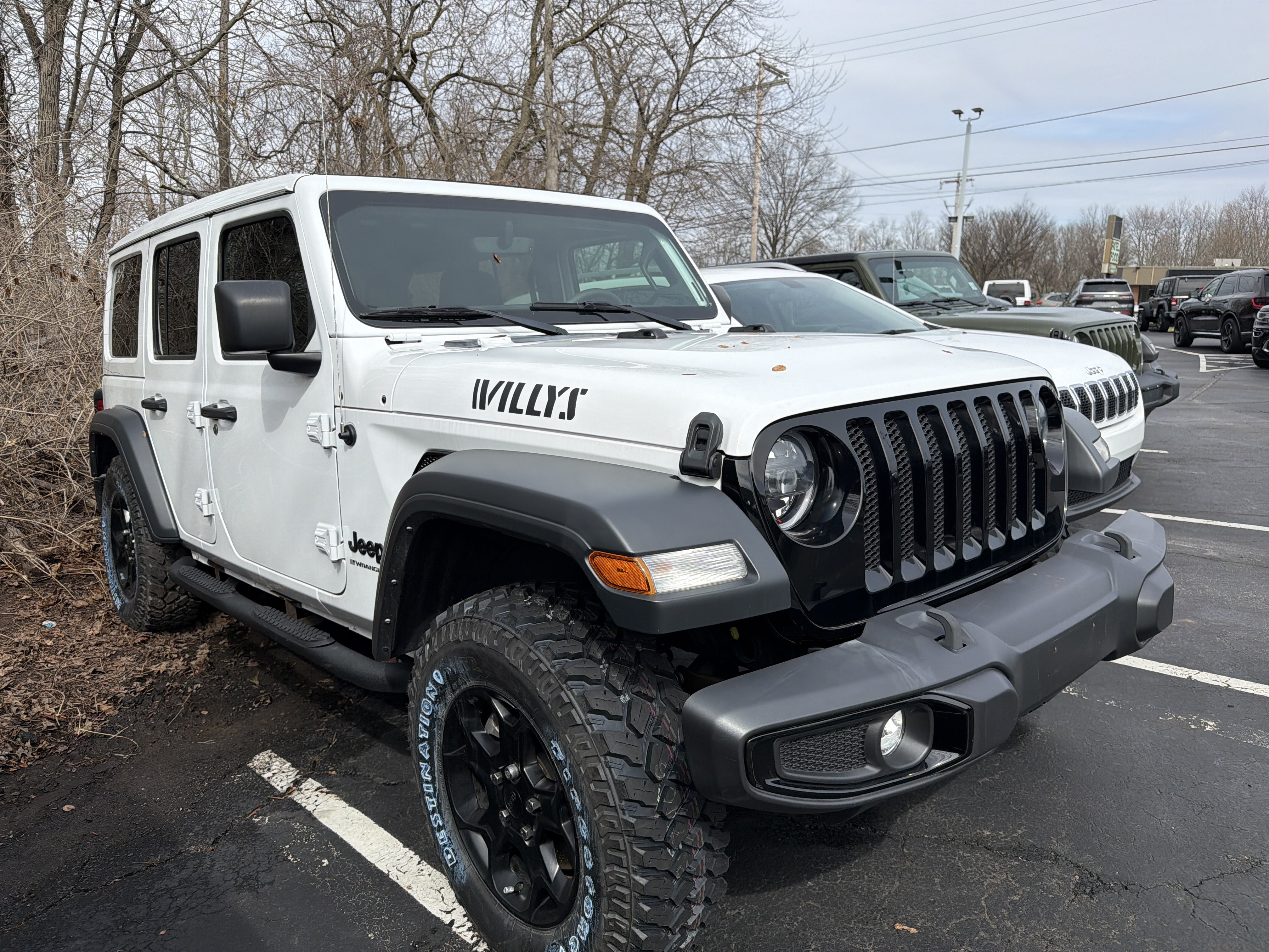 Used 2023 Jeep Wrangler Unlimited Willys AWD/4WD image 1