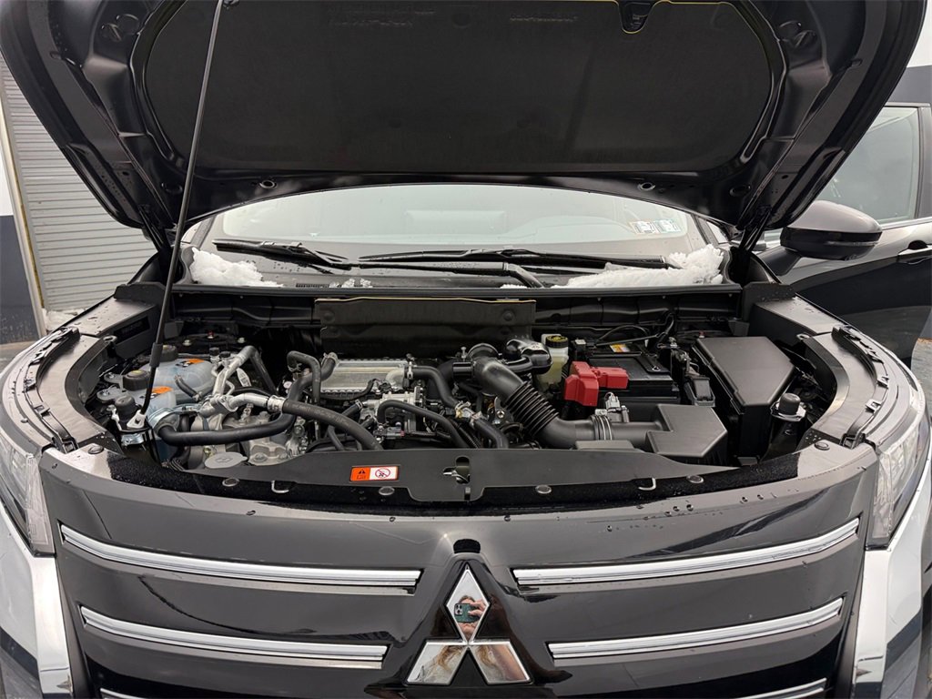 New 2026 Mitsubishi Outlander SEL image 27