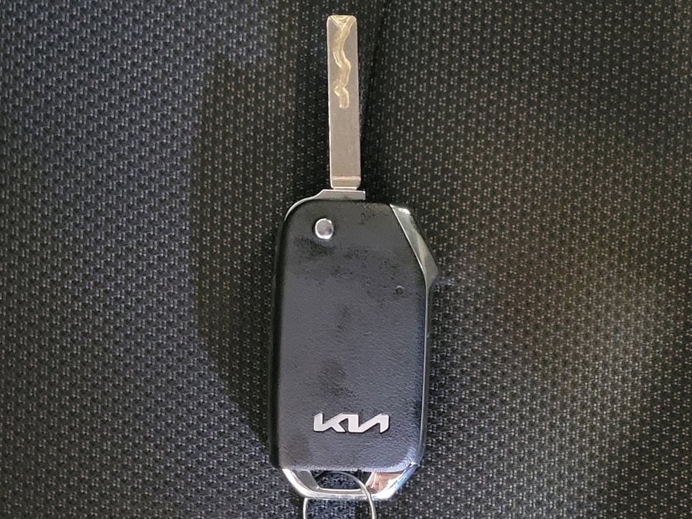 Used 2023 Kia Forte LXS image 32