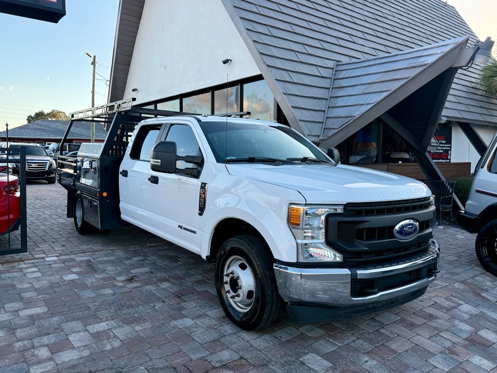 Used 2020 Ford F350 XL w/ Power Equipment Group RWD image 3