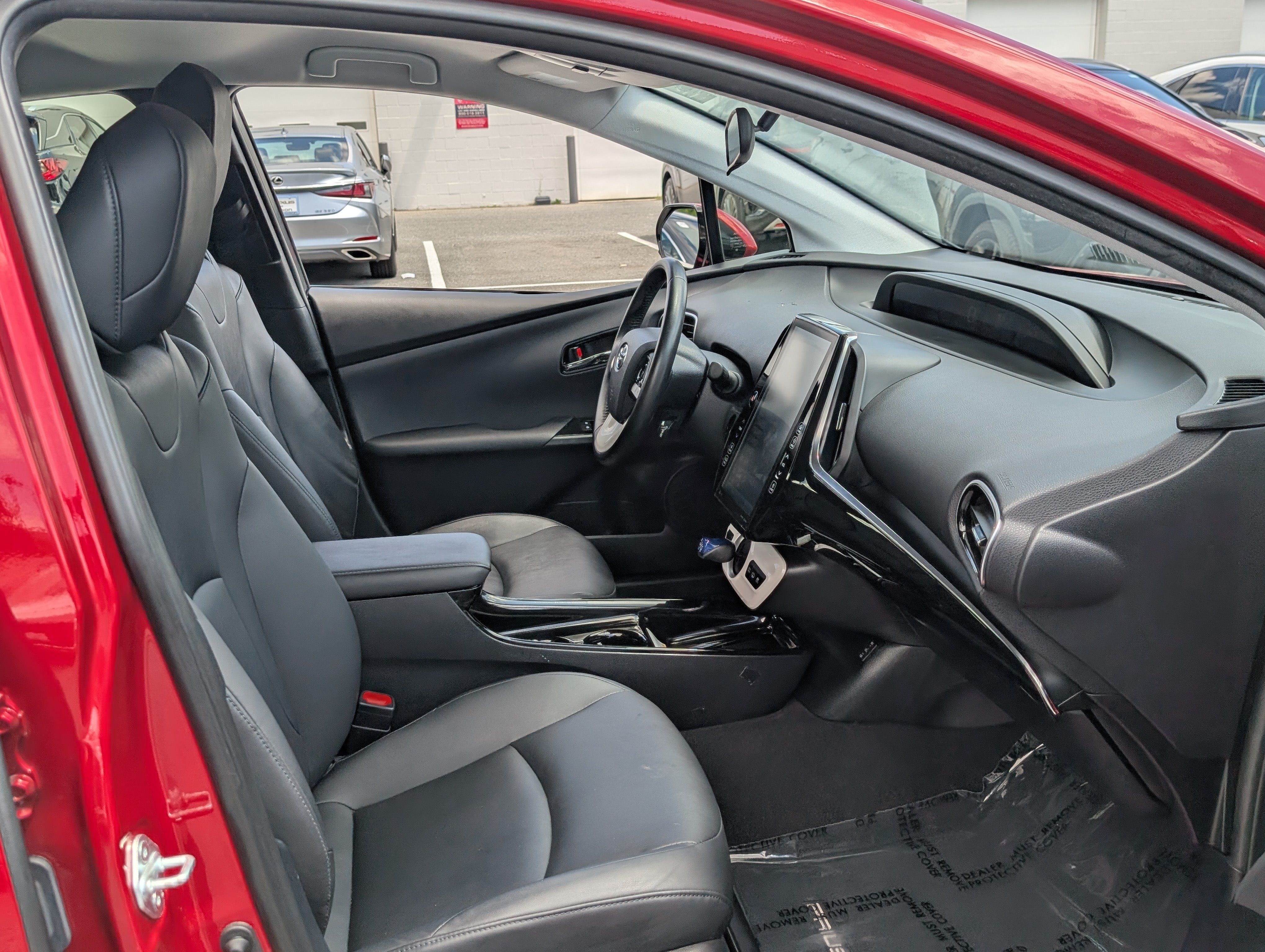 Used 2017 Toyota Prius Prime Premium w/ Carpet Mat Package FWD image 7