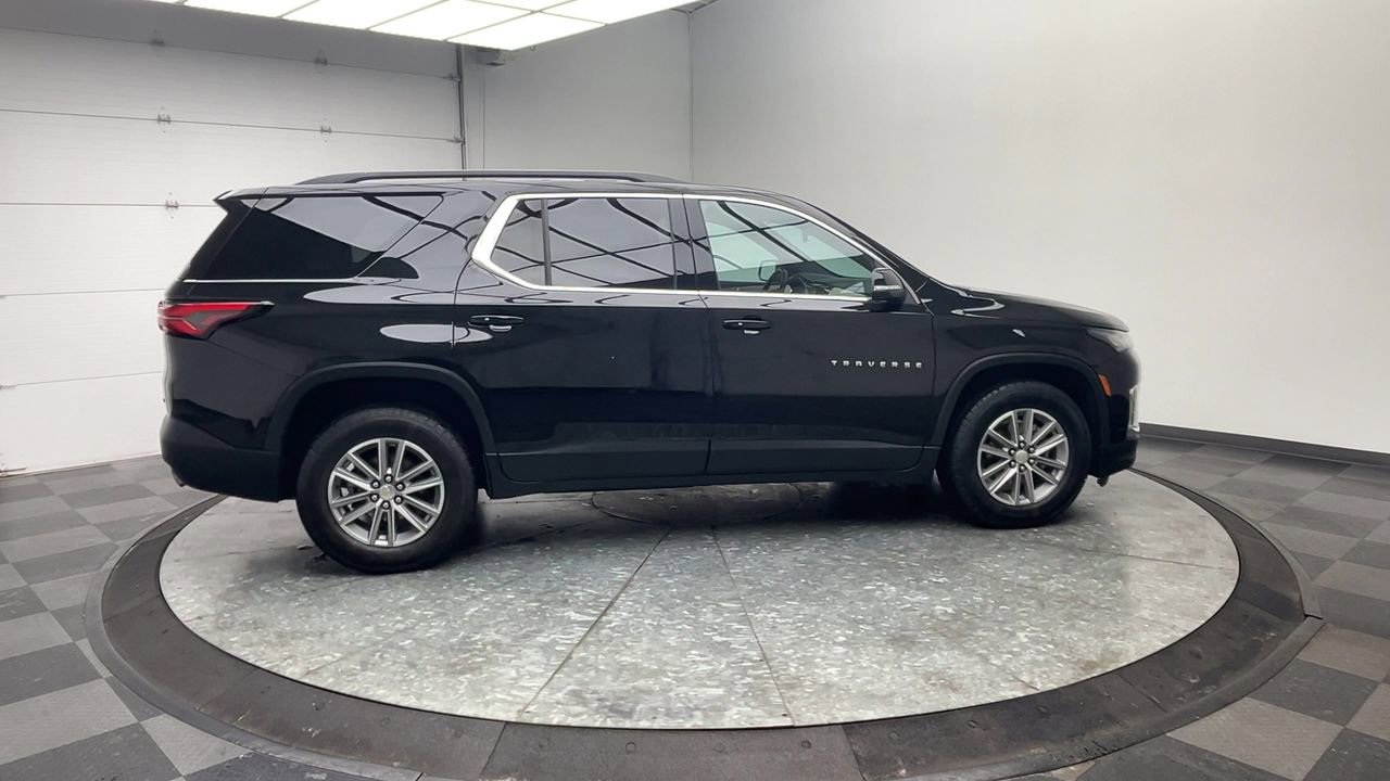 Certified 2022 Chevrolet Traverse LT w/ LPO, Floor Liner Package image 41