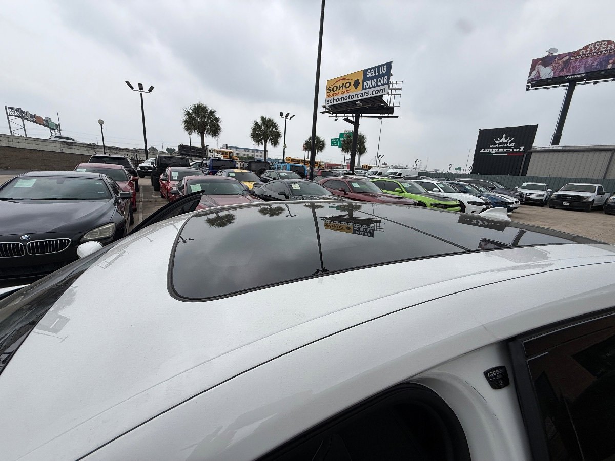 Used 2016 BMW 740i RWD image 28