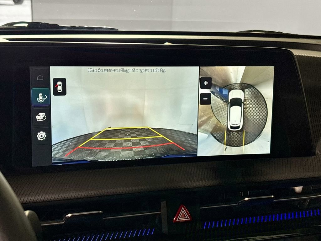 Certified 2022 Kia EV6 GT-Line w/ GT-Line Suede Seat Package AWD/4WD image 18