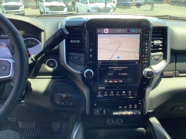 New 2026 RAM 3500 Big Horn AWD/4WD image 17