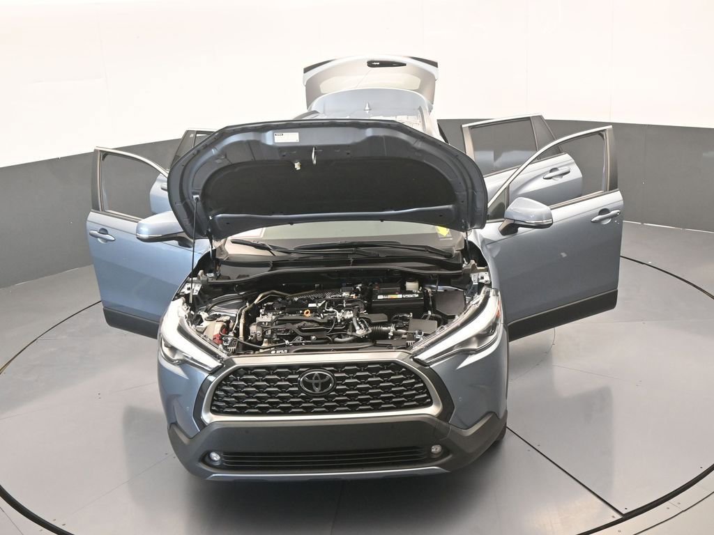 Used 2022 Toyota Corolla Cross XLE image 77