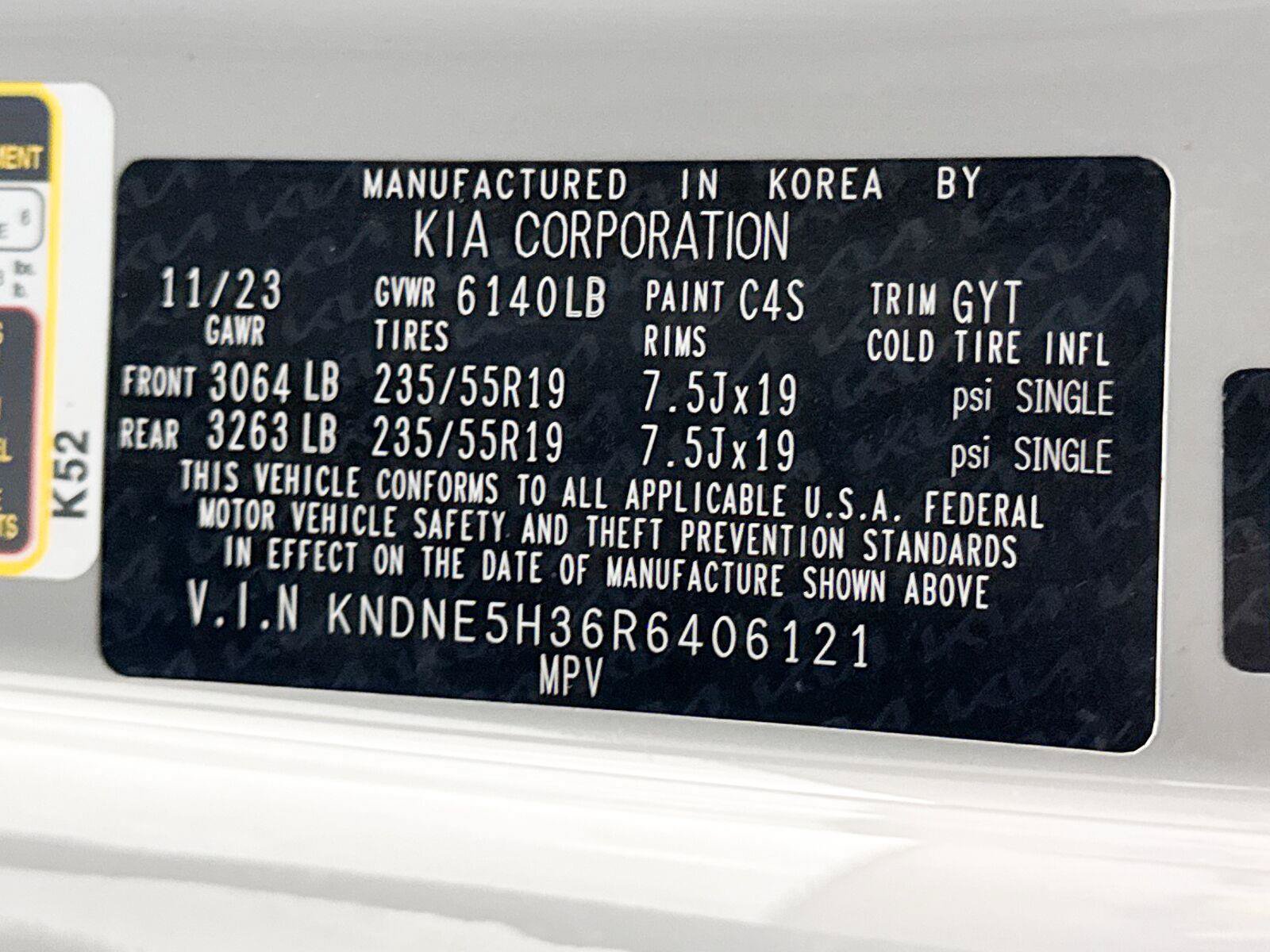 Used 2024 Kia Carnival SX FWD image 42