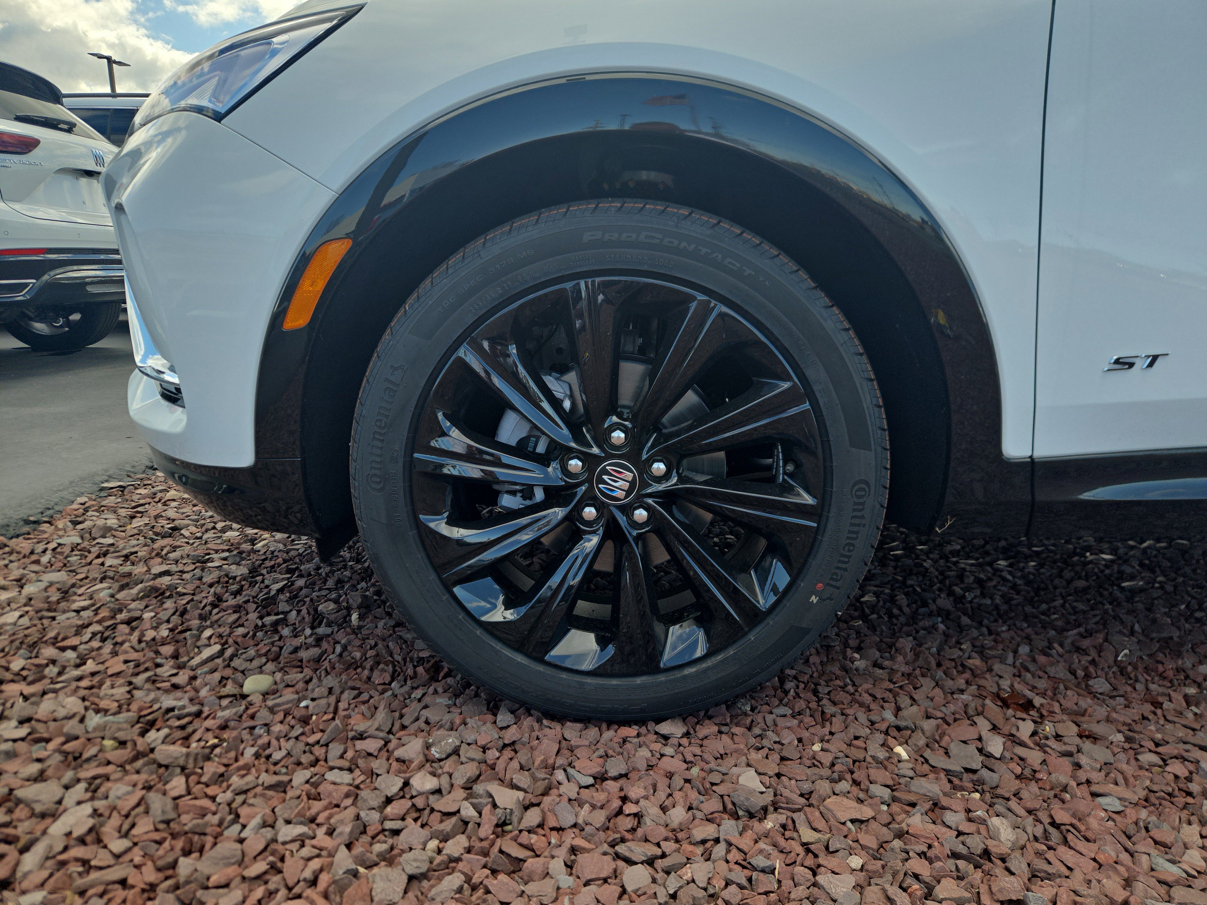 New 2026 Buick Envista Sport Touring w/ Convenience I Package FWD image 4
