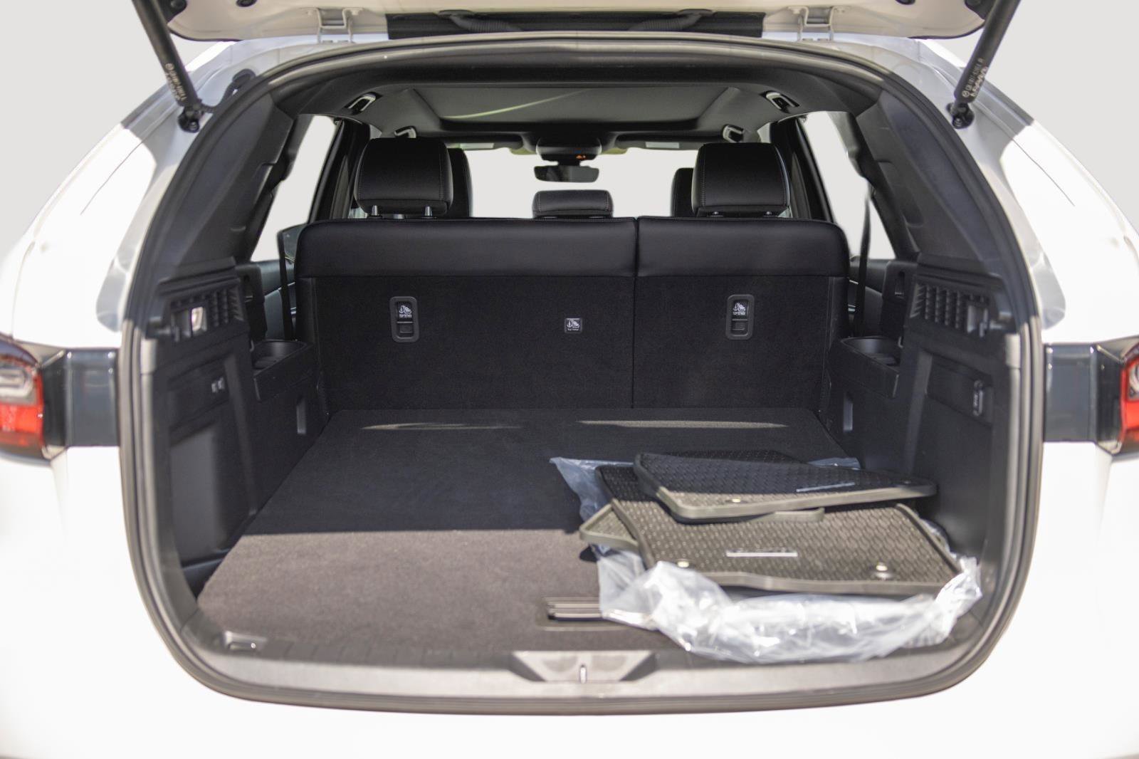 Used 2025 MAZDA CX-70 3.3 Turbo S w/ Premium Package image 16