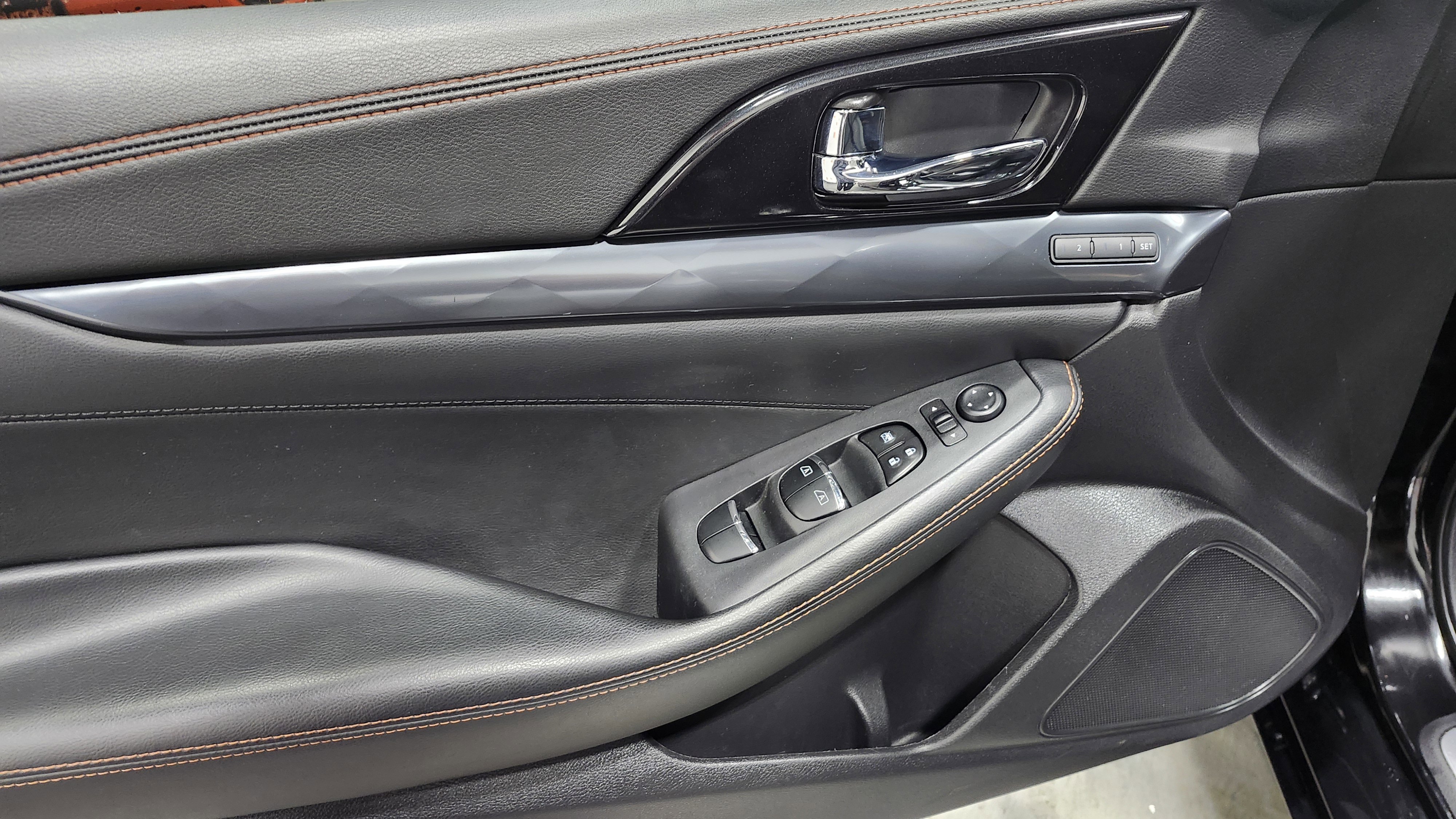 Used 2019 Nissan Maxima SR w/ Premium Package image 28