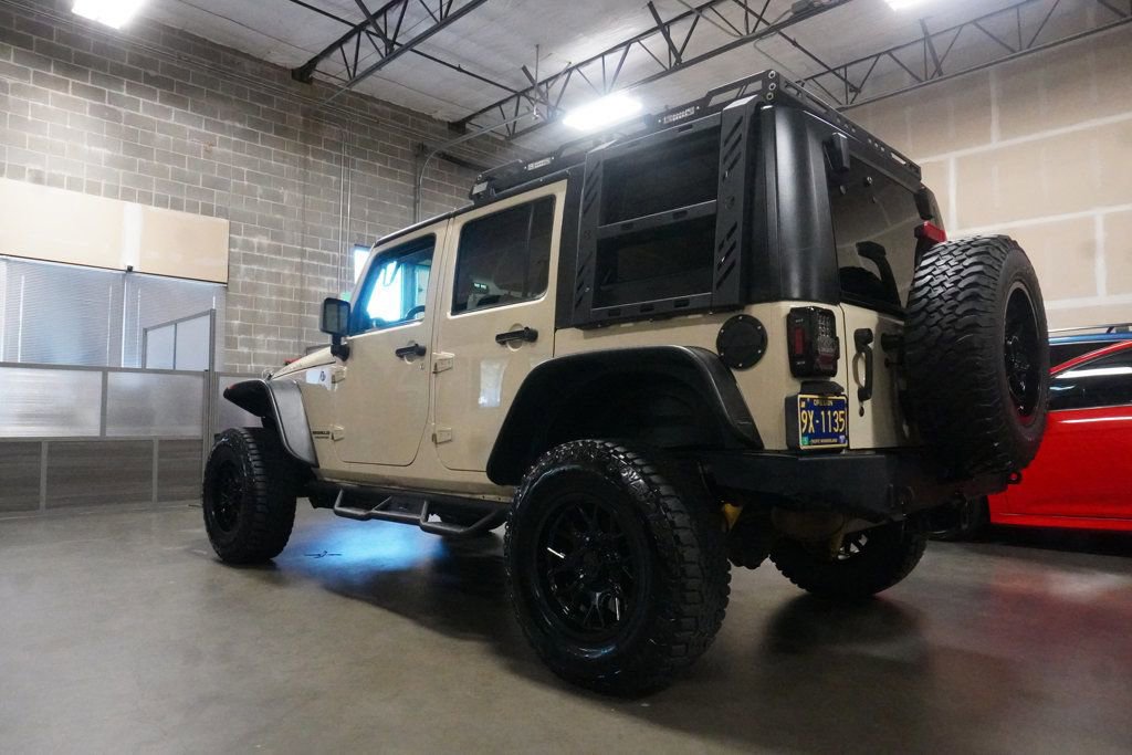 Used 2011 Jeep Wrangler Unlimited Rubicon w/ Connectivity Group image 3