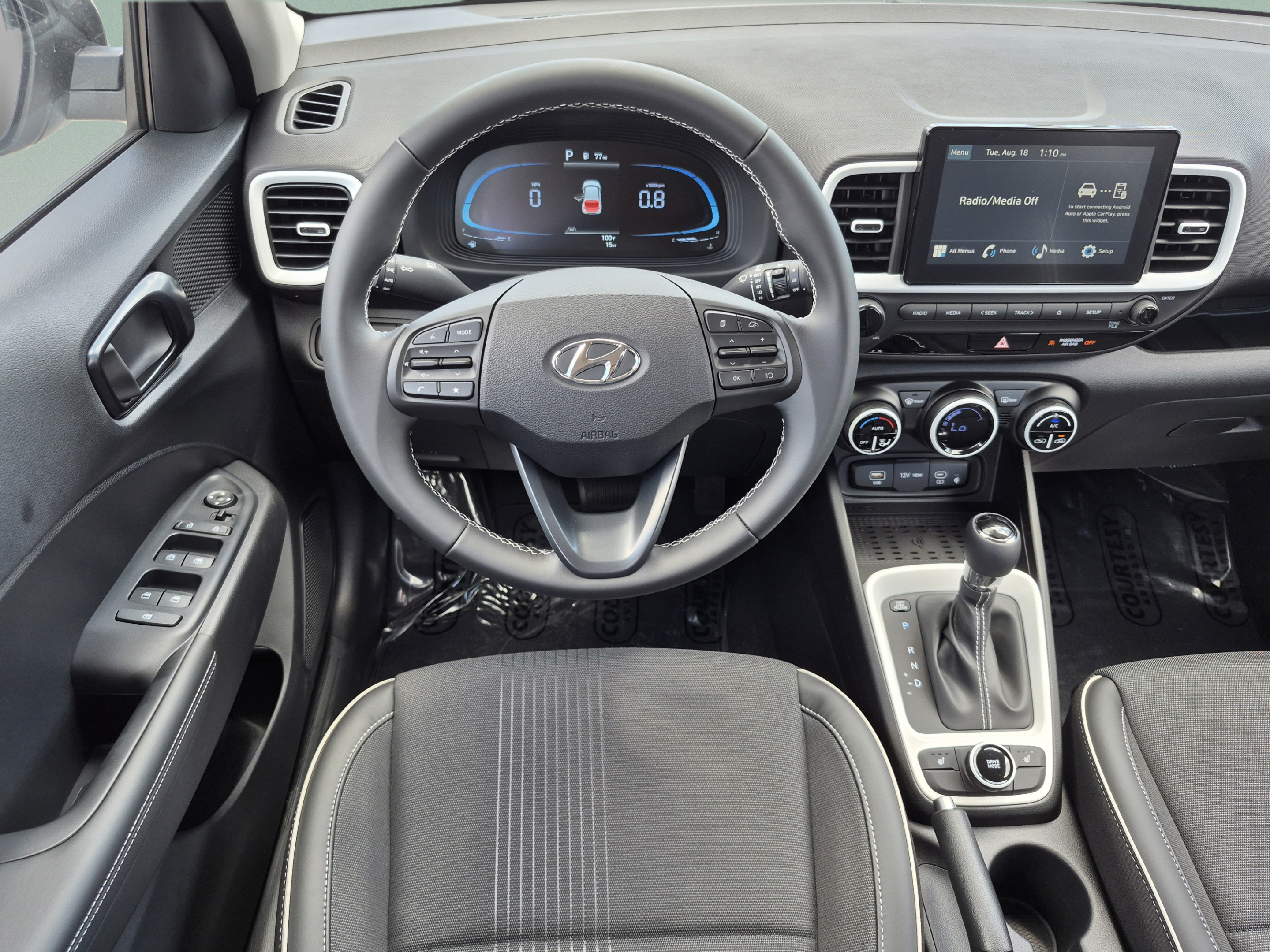 New 2026 Hyundai Venue SEL FWD image 11