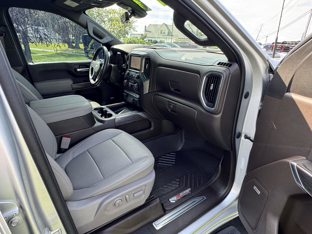 Used 2023 Chevrolet Silverado 2500 LTZ w/ LTZ Plus Package AWD/4WD image 25