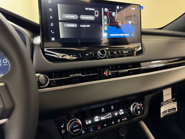 New 2026 Mitsubishi Outlander SEL Black Edition FWD image 14