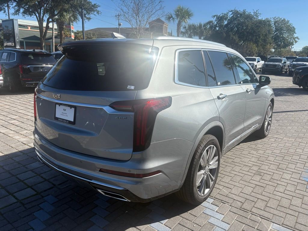 Certified 2025 Cadillac XT6 Premium Luxury image 6