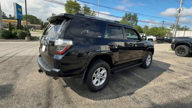Used 2021 Toyota 4Runner SR5 Premium w/ Moonroof Package AWD/4WD image 8