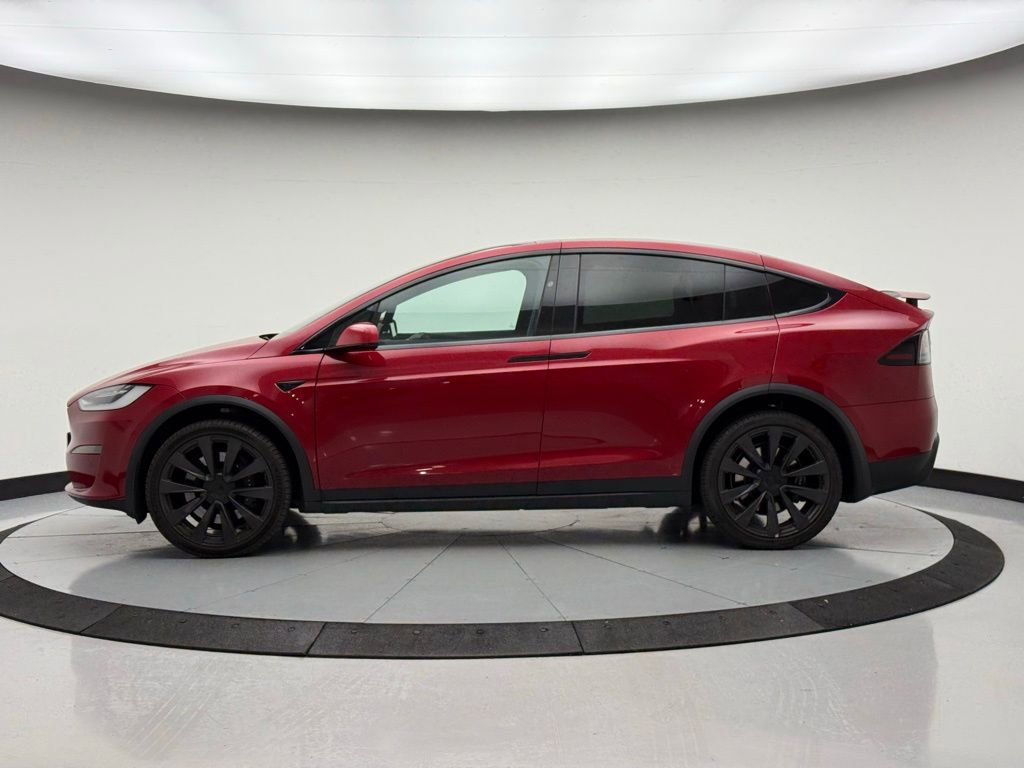 Used 2022 Tesla Model X image 2