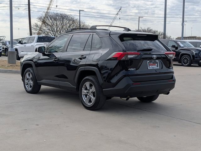 Used 2022 Toyota RAV4 XLE w/ Convenience Package image 9