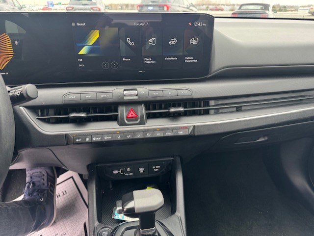 Used 2025 Kia K4 LXS image 19