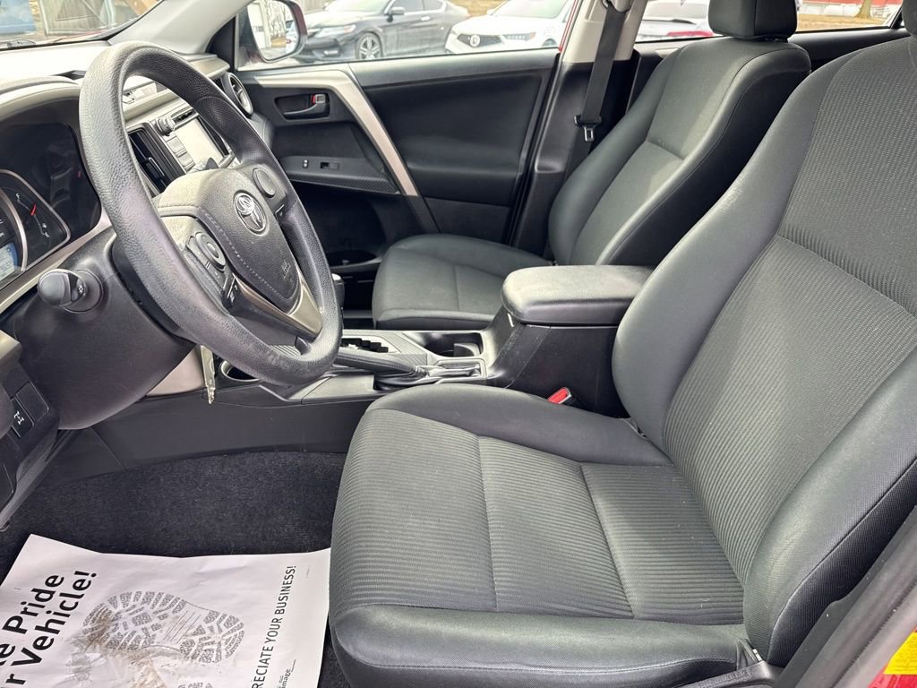 Used 2015 Toyota RAV4 LE image 25