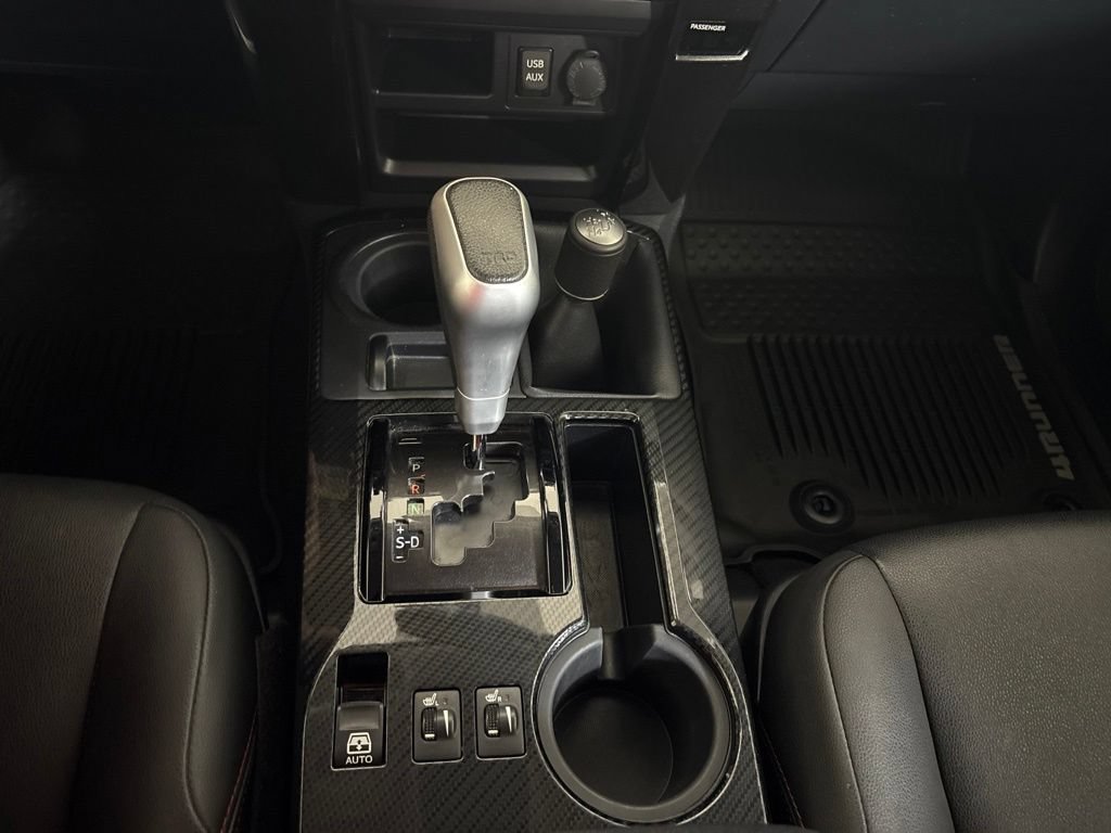 Used 2019 Toyota 4Runner TRD Off-Road Premium AWD/4WD image 12