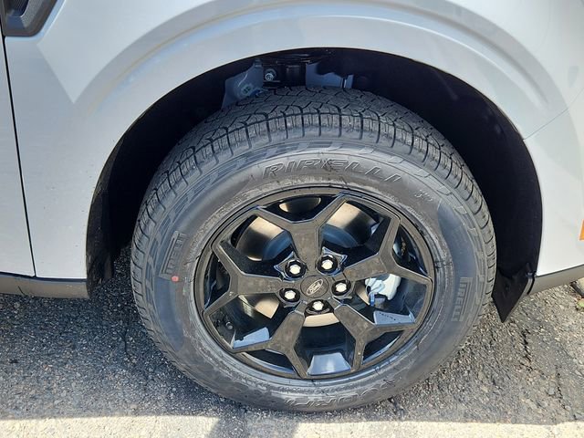 New 2025 Ford Maverick XLT w/ XLT Luxury Package image 16