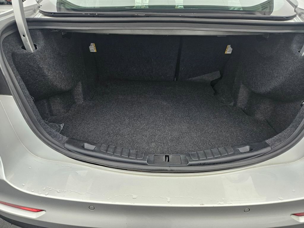 Used 2019 Ford Fusion SE image 9