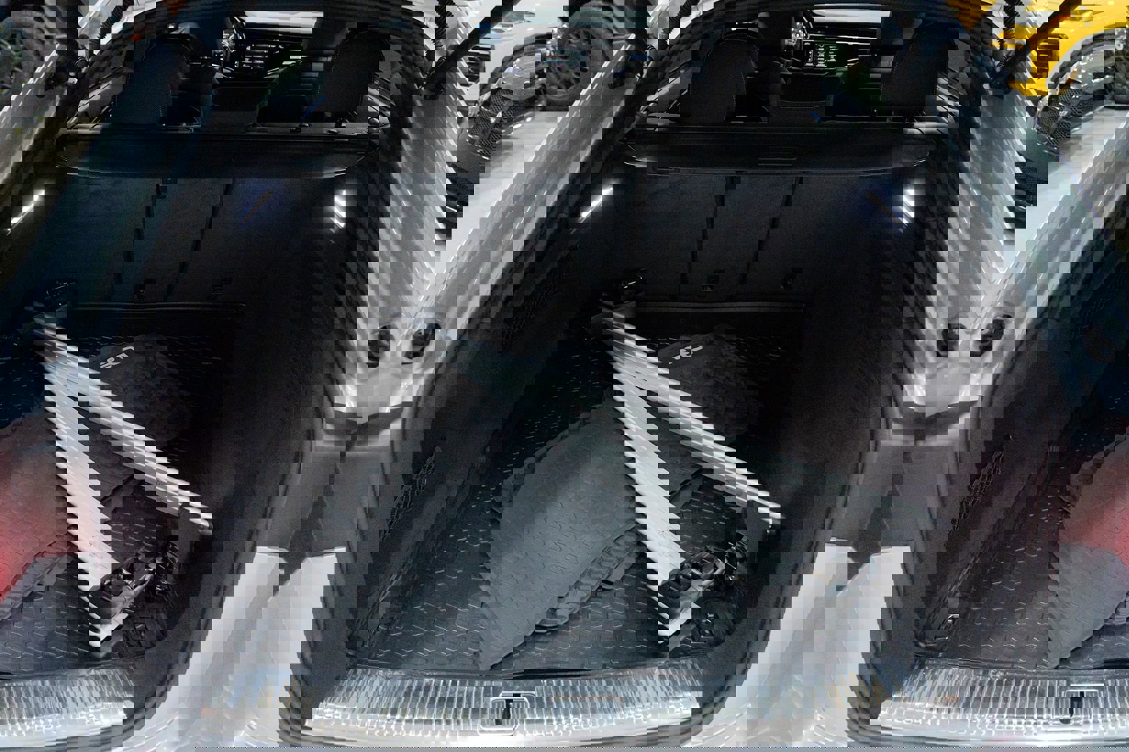 Used 2019 Audi Q8 Prestige w/ Towing Package image 24