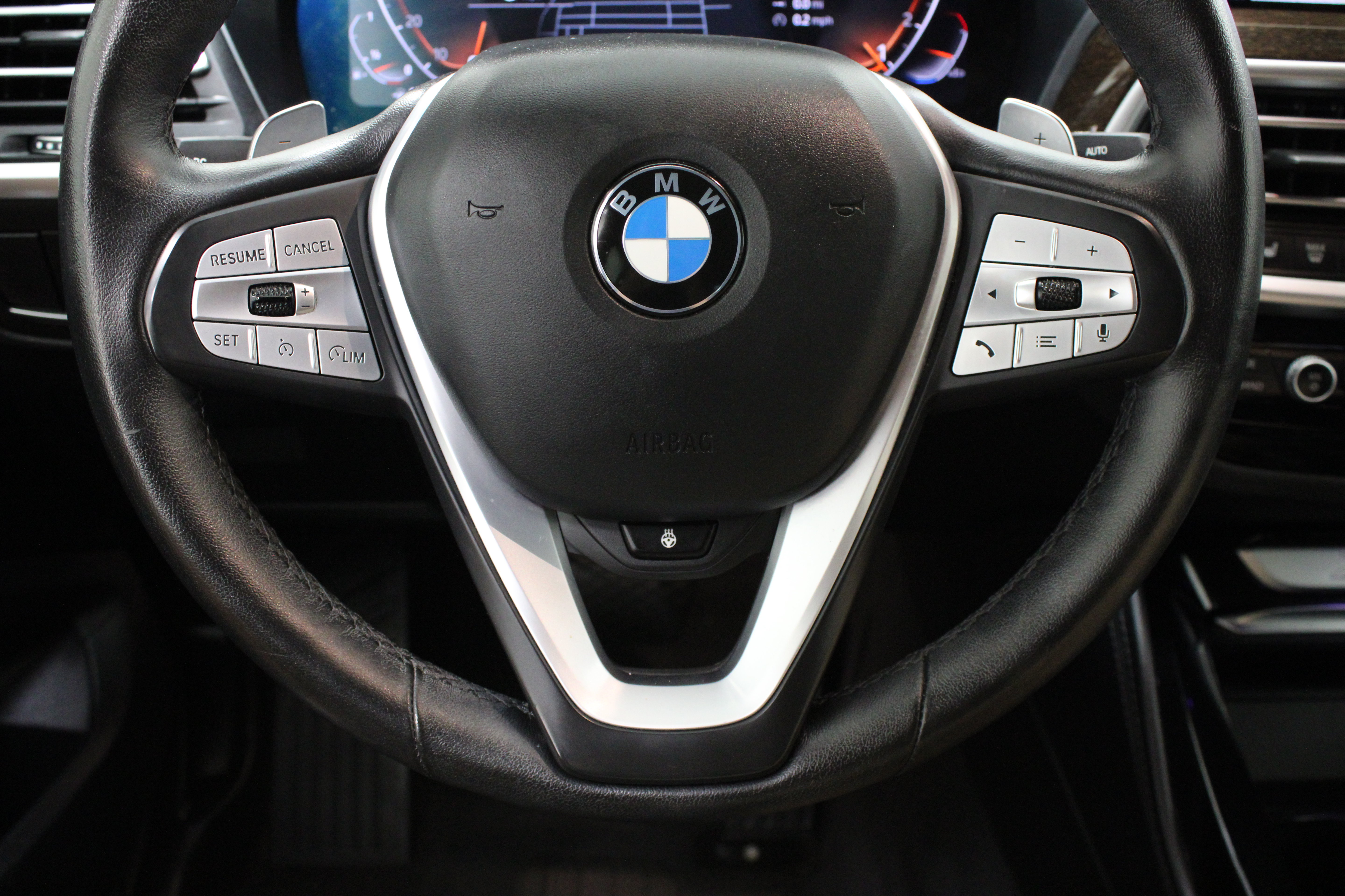 Used 2023 BMW X4 xDrive30i AWD/4WD image 27