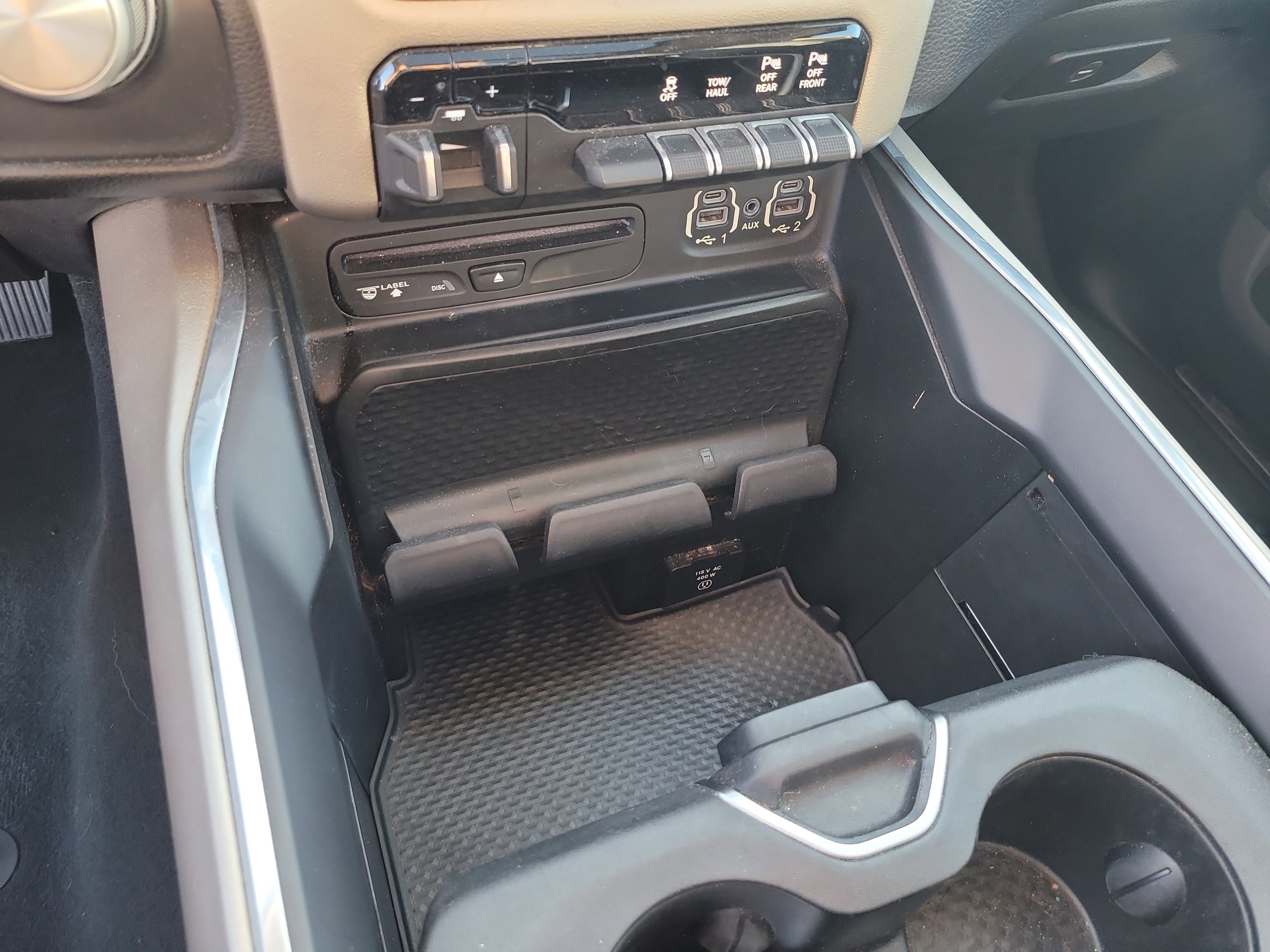 Used 2019 RAM 1500 Laramie image 26