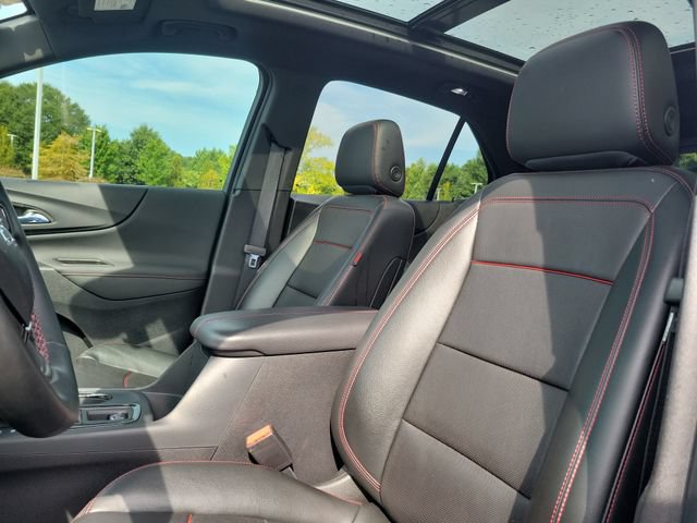 Used 2023 Chevrolet Equinox RS w/ RS Leather Package AWD/4WD image 13