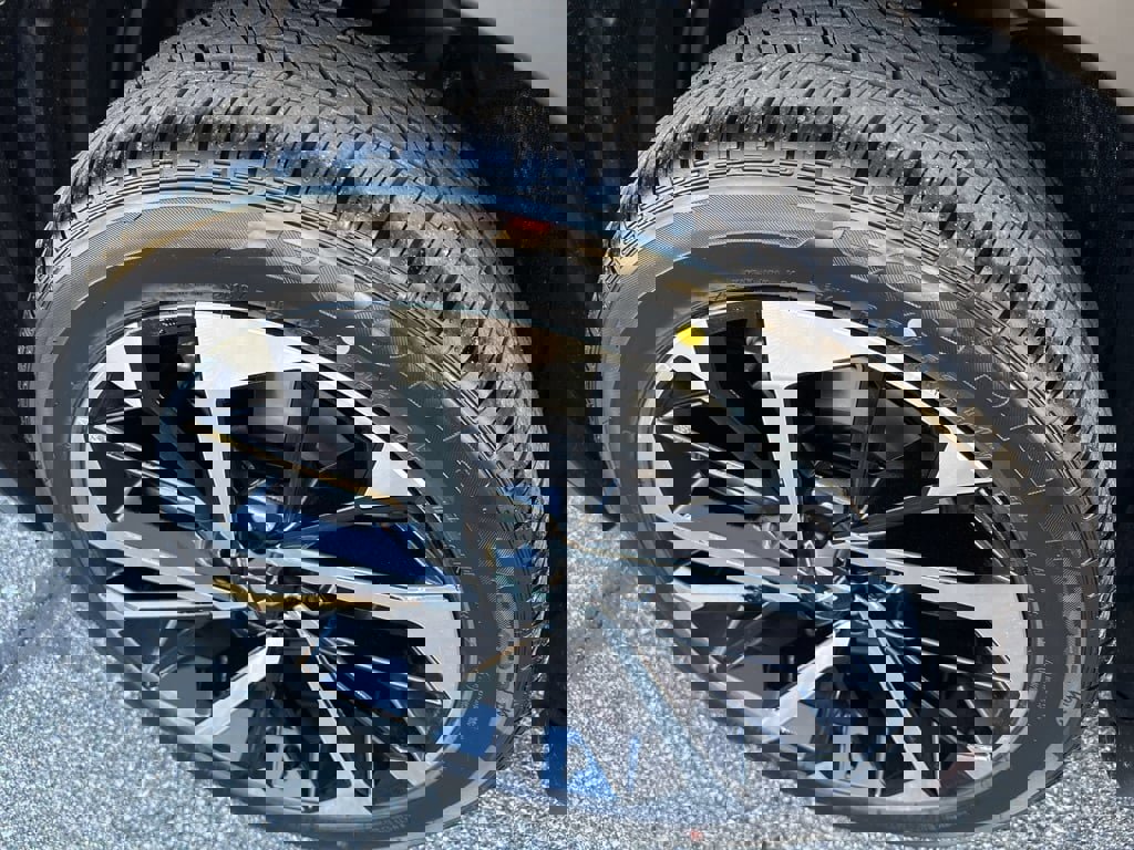 New 2025 Mitsubishi Outlander SE image 10