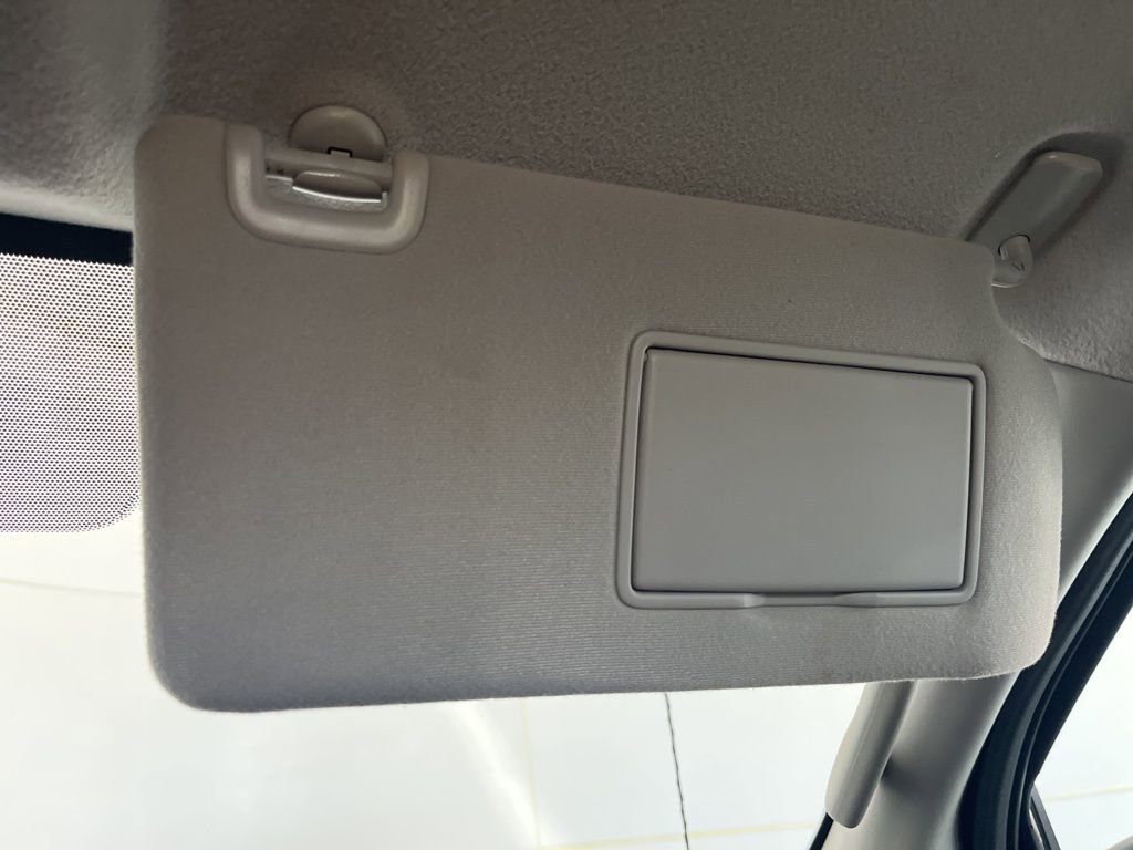Used 2018 Nissan Frontier SV image 63